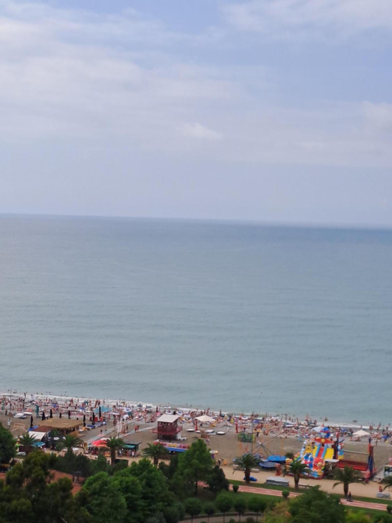 Apartamento Welkome Orbi Batumi Sea Wiev Exterior foto