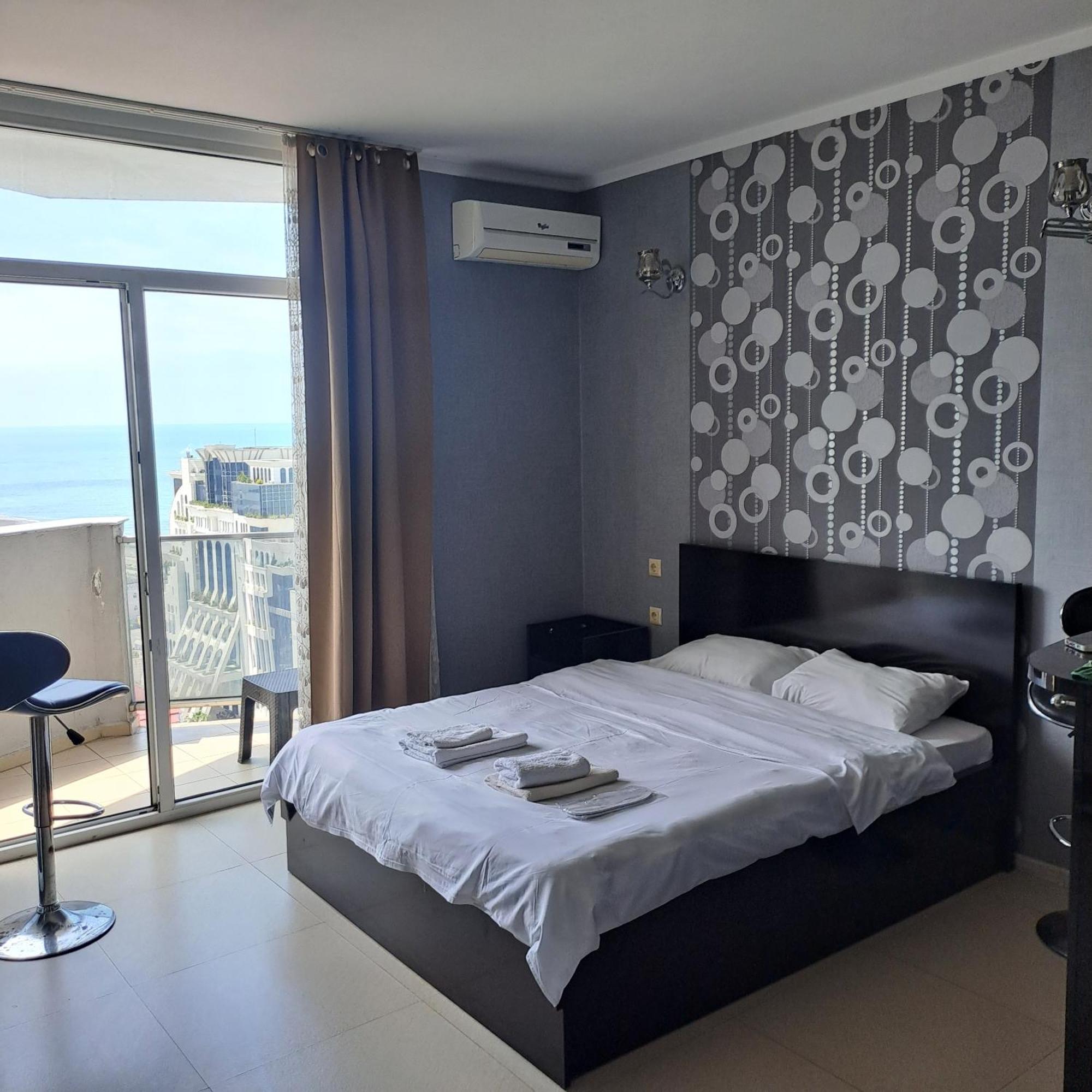 Apartamento Welkome Orbi Batumi Sea Wiev Exterior foto